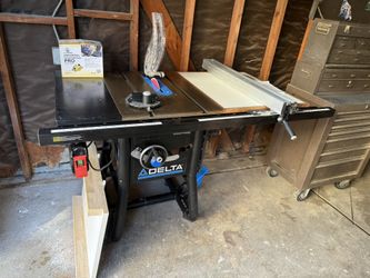 Delta Table Saw – Excellent Condition – Upgraded