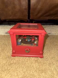 Music Box Christmas Theme in Red 5.5in Animated