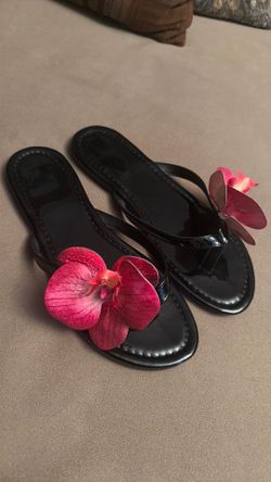 Flower sandals
