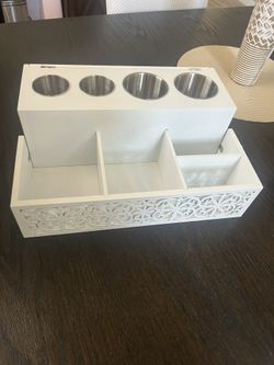 Hairdressing Brush holder/organizer