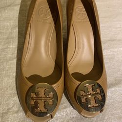 Brand New Tory Burch Leather Wedge Heel Shoes (8M)