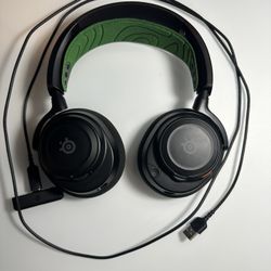 SteelSeries Arctis Nova 7X Wireless 