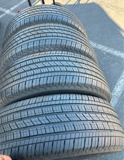 265/65/17 Michelin 80% las 4