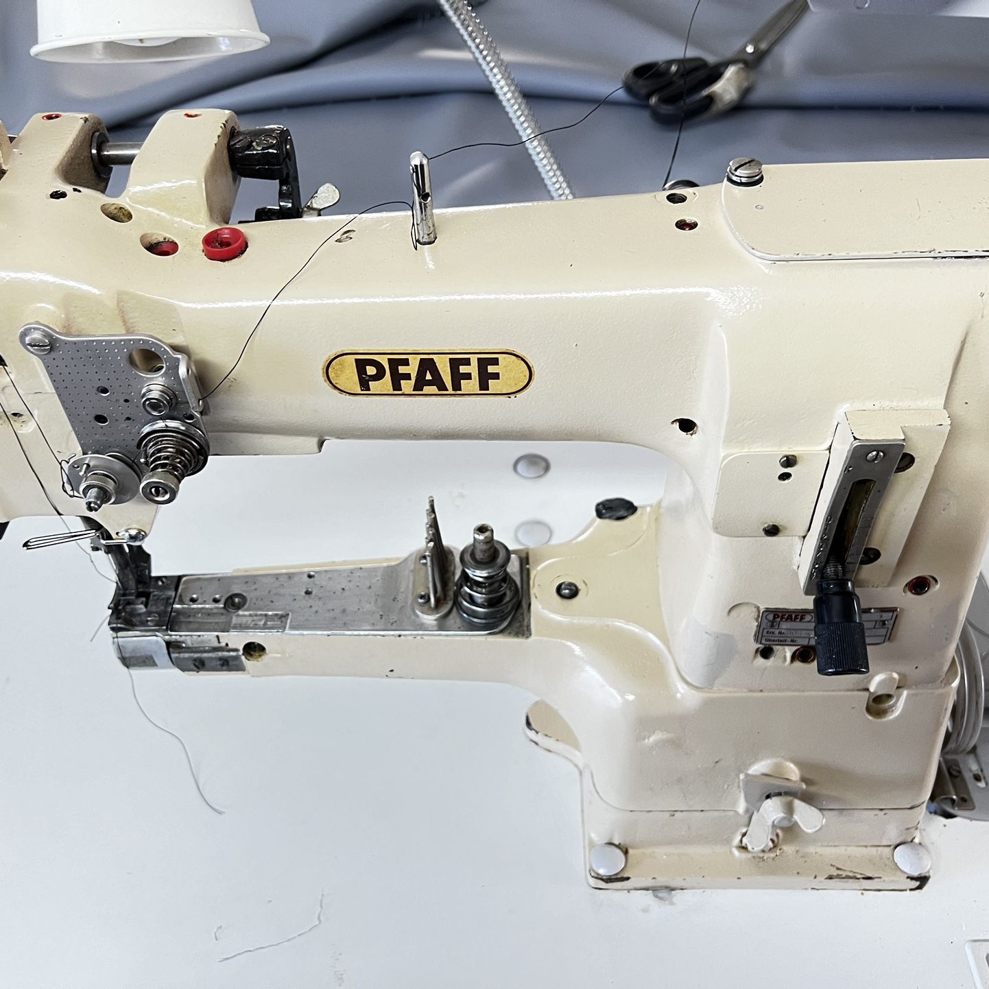 PFAFF 335-H3 WALKING FOOT CYLINDER ARM for Sale in Fort Lauderdale 