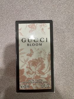 Bloom perfume toilette