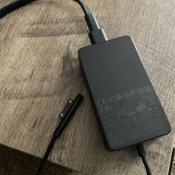 Microsoft Pro Charger