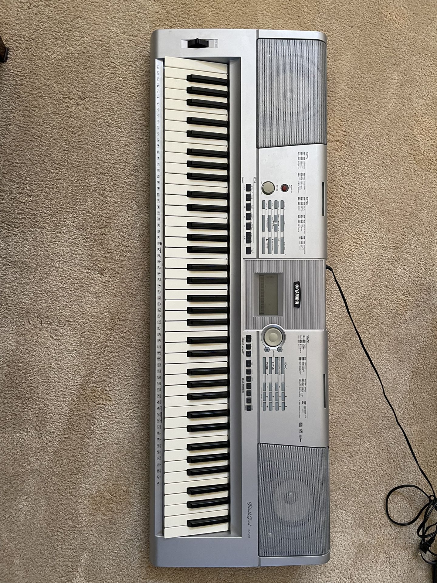 Yamaha DGX-205 76-key Portable Keyboard