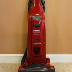 Kenmore Progressive Bagged Upright, Vacuum Cleaner