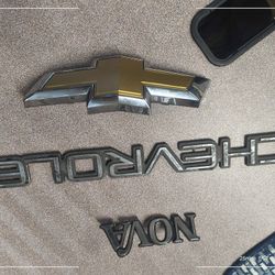 Chevy Emblem 
