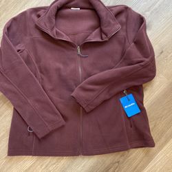 Woman’s  Columbia Fleece Jacket XXl