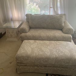 Comeplete Living Room Set With End Tables And Coffee Table  