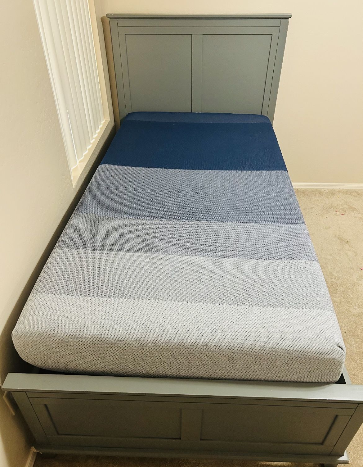 Twin Bed With Mattress And Boxspring