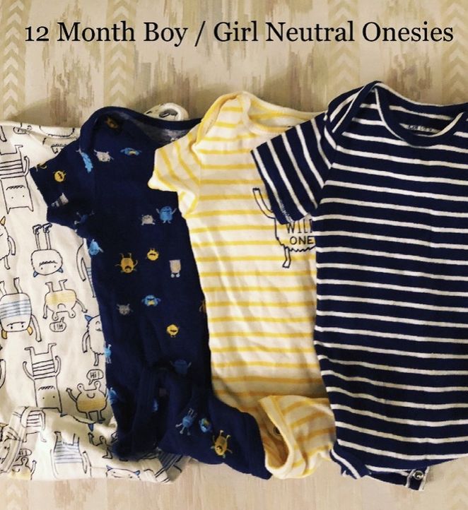 Baby 12 Month Onesie / Bodysuit Lot- Cute!