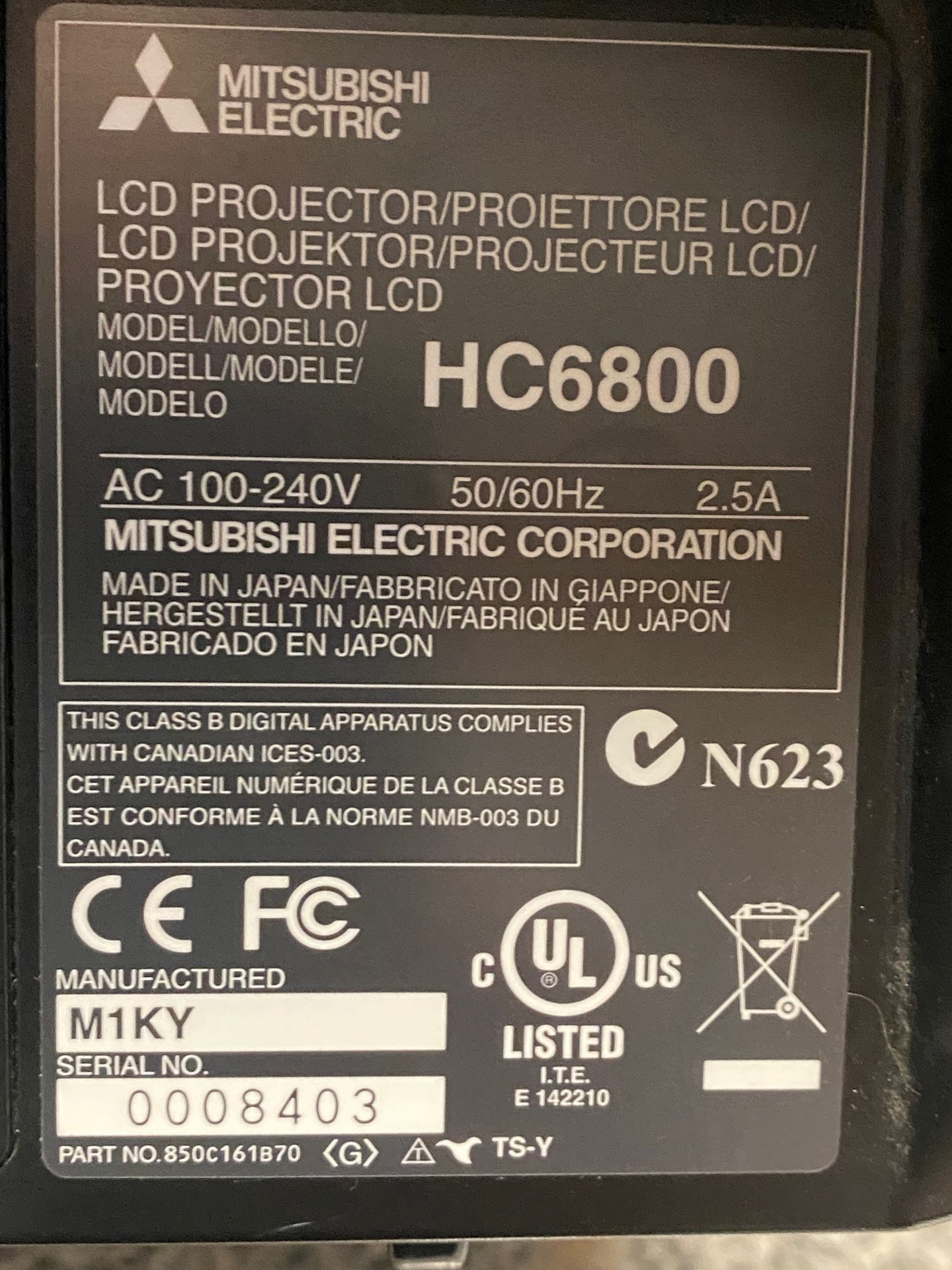 Mitsubishi HC 6800 Projector