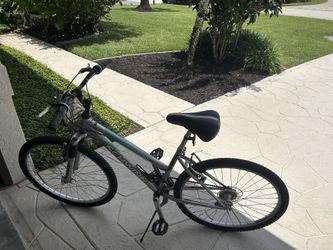 Schwinn Bicycle For Sale.
