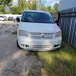 Dodge Caravan 2010