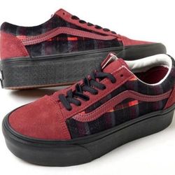 VANS SUEDE PLATFORM SHOES