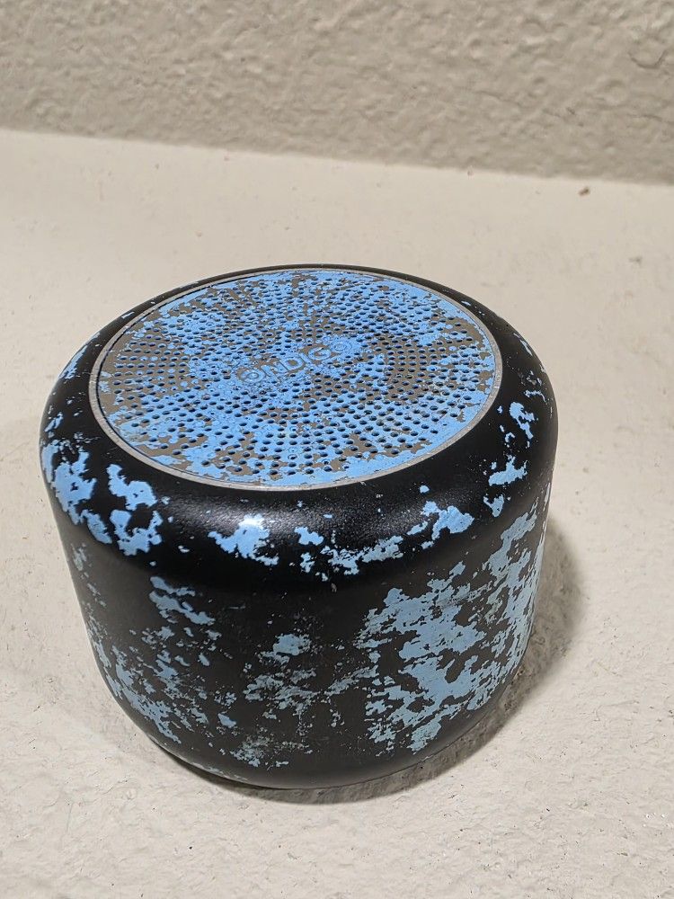 Ondigo Vibe 3 Microtech Bluetooth Speaker, Black