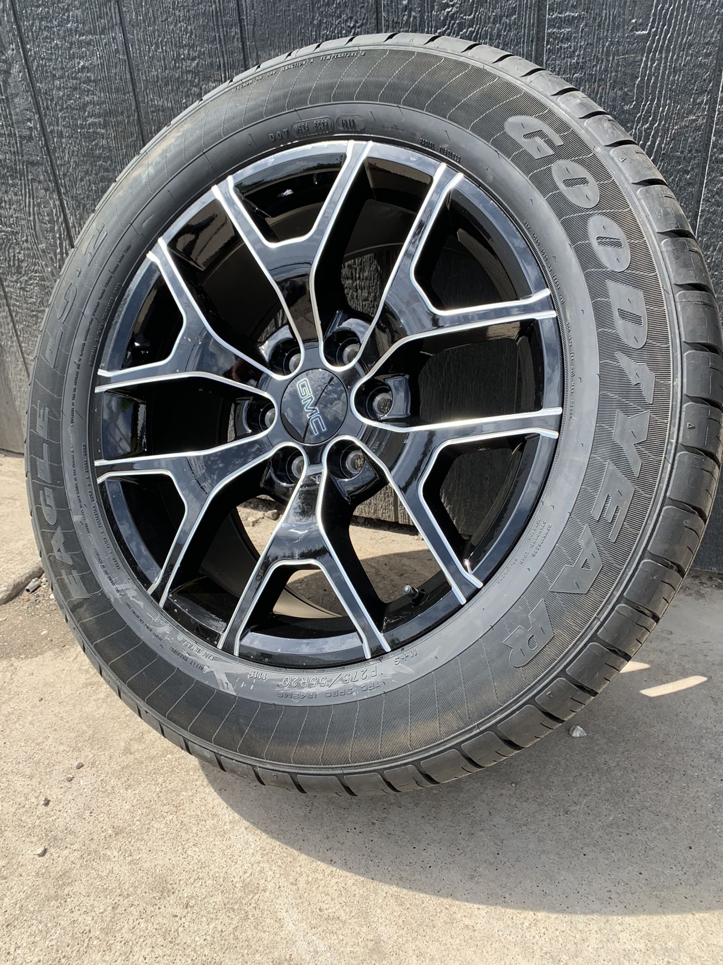 Brand new 20” Black Millled Rims and New Goodyear tires 20 GMC Chevy Wheels 20s Silverado Sierra Yukon Tahoe Rines y Llantas Take offs off takeoffs p