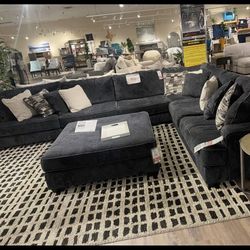 American Furniture Warehouse 3pcs-Sectional/Ottoman