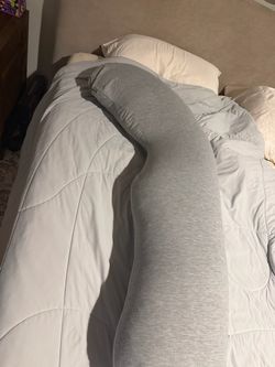 Momcozy maternity pillow cshaped