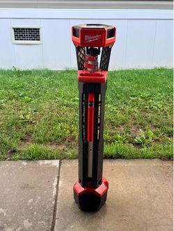 M18 18-Volt Lithium-lon Cordless Rocket Dual Power Tower Light (Tool-Only)