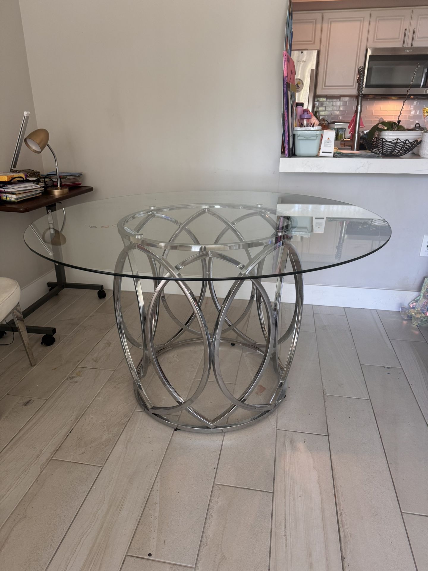 Modern Luxury Round Glass Dining Table $200