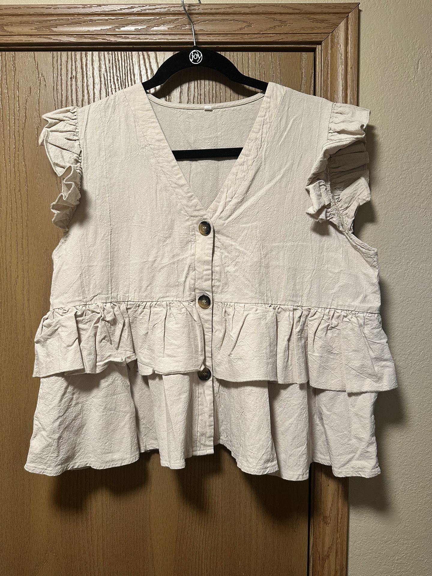 Women’s Khaki Color Ruffle Top XL