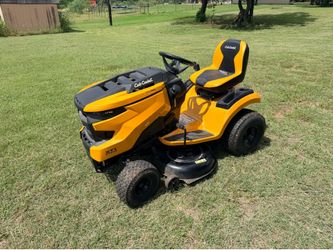 2Y. O. Cub Cadet XT1 LT42 Riding Lawn Mower