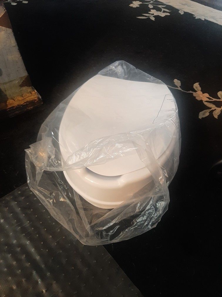 Riser Seat for Toilet 