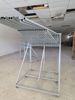 Heavy Duty Mobile Rug & Carpet Display Rack - 18 Swing Arms (6ft x 6.5ft)