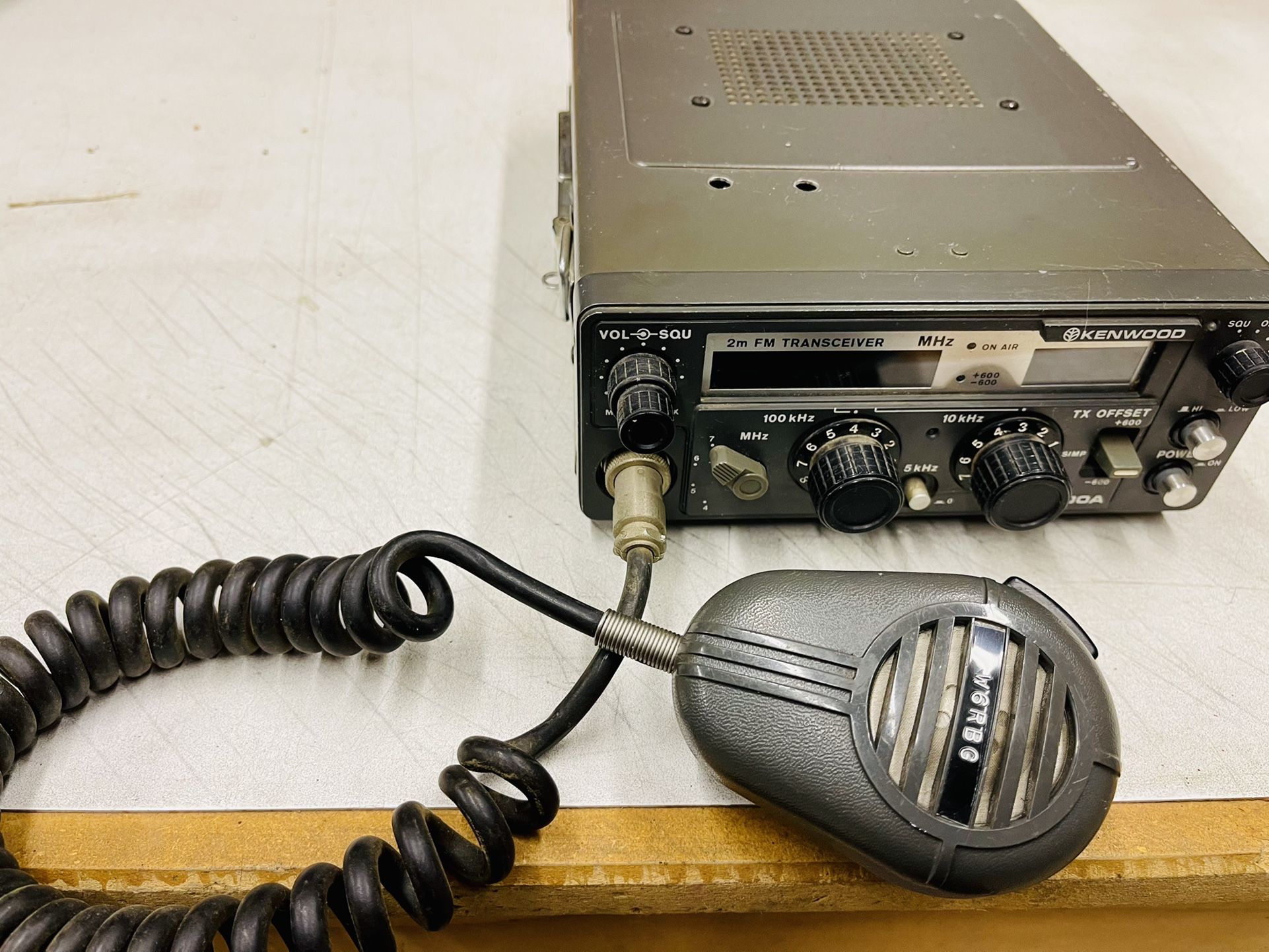 Kenwood TR-7400A High Performance, 2 meter mobile FM transceiver