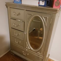 Trundle Bed And Small Dresser Chest