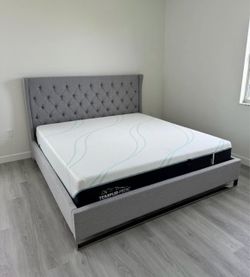 King bed frame brand new