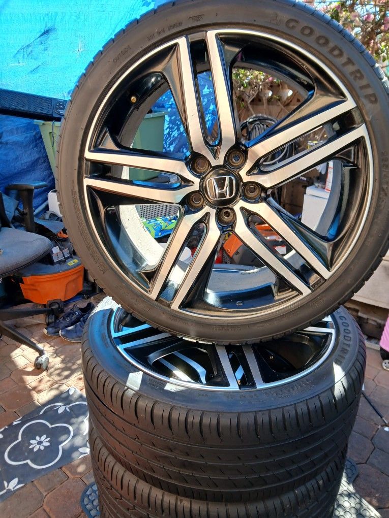 JUEGO DE RRINES PARA CARROS HONDAS ACORP CIVIC CRV YANTAS BUENAS MEDIDA 19
