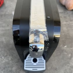 Starbucks Verismo K- Fee Coffee Machine 