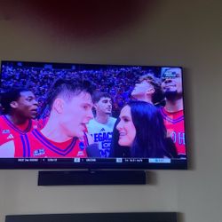 Samsung 77 Inch OLED WITH BOSE