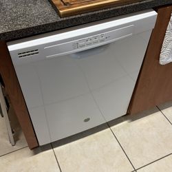 Dishwasher 