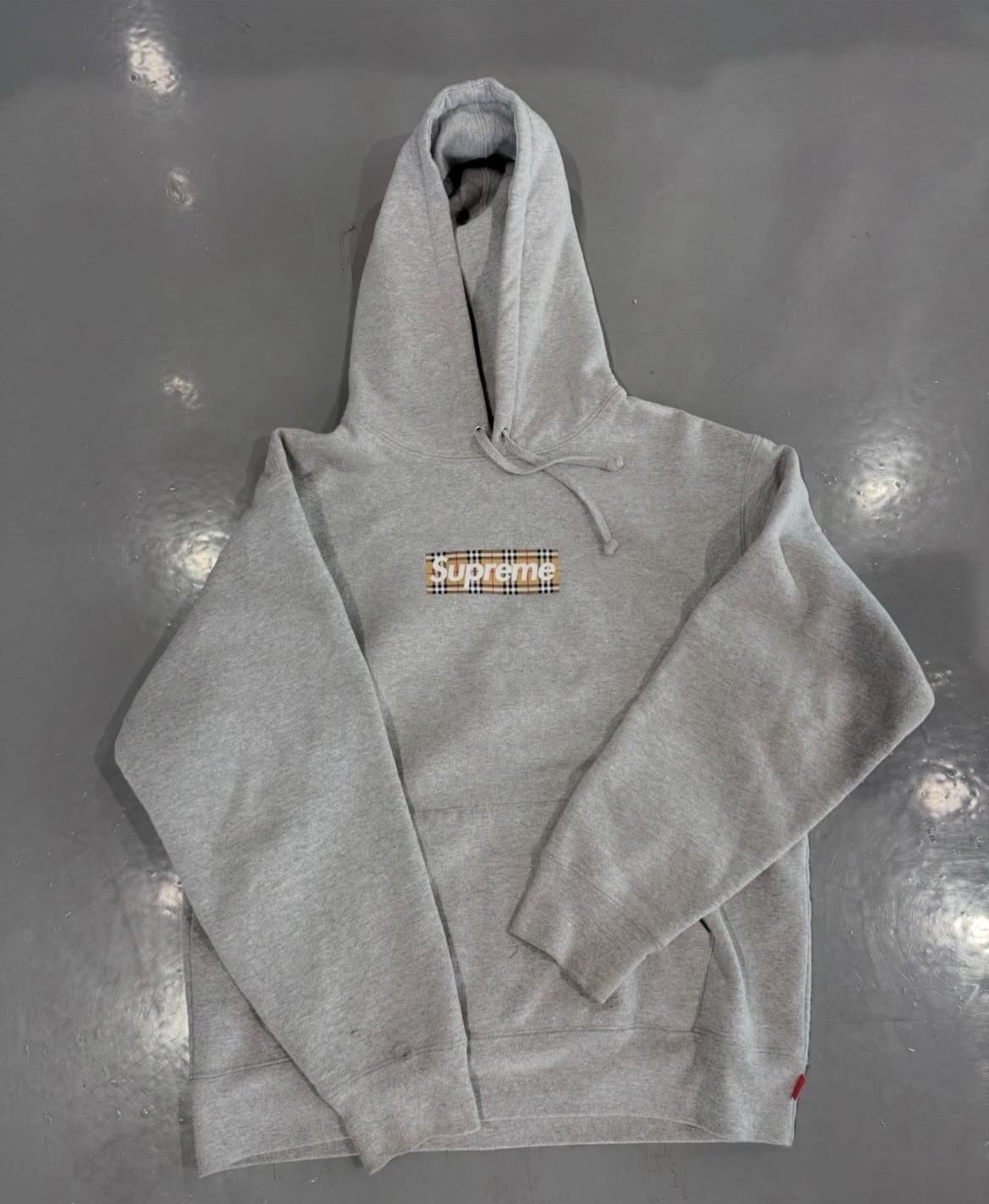 Supreme Hoodie 