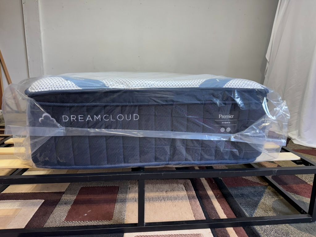 TWIN XL DreamCloud Premier Mattress - Delivery Available
