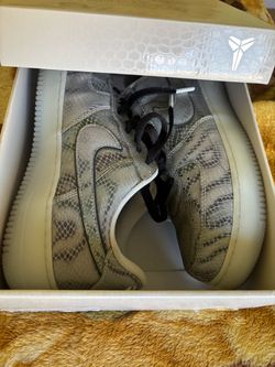 Nike Kobe Snakeskin Low-Top Sneakers