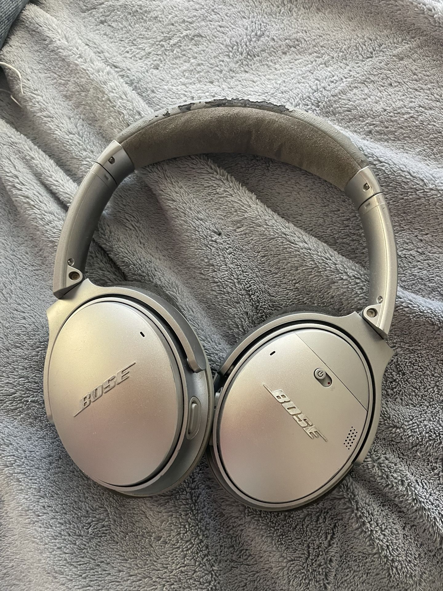 Bose Bluetooth Headphones - Noise Cancelling
