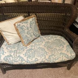 Pier one Settee