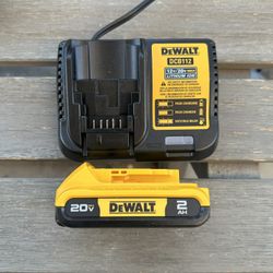 New 20v Dewalt Battery N Charger 
