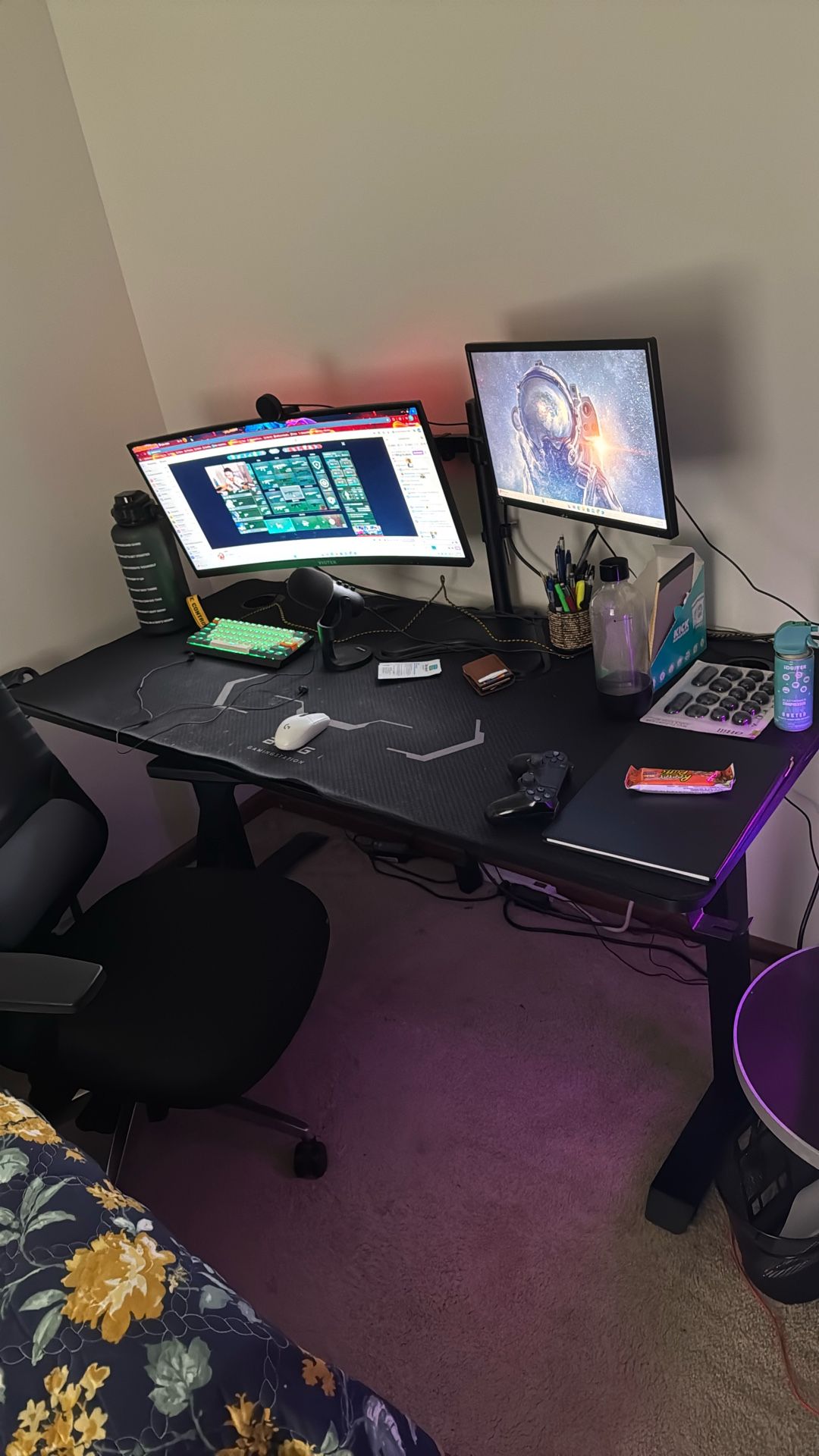 Large 60 Inch Desk With Full Desk Mousepad