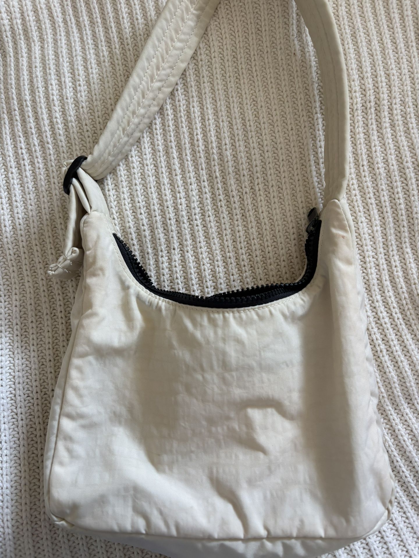 Baggu Small Shoulder Bag