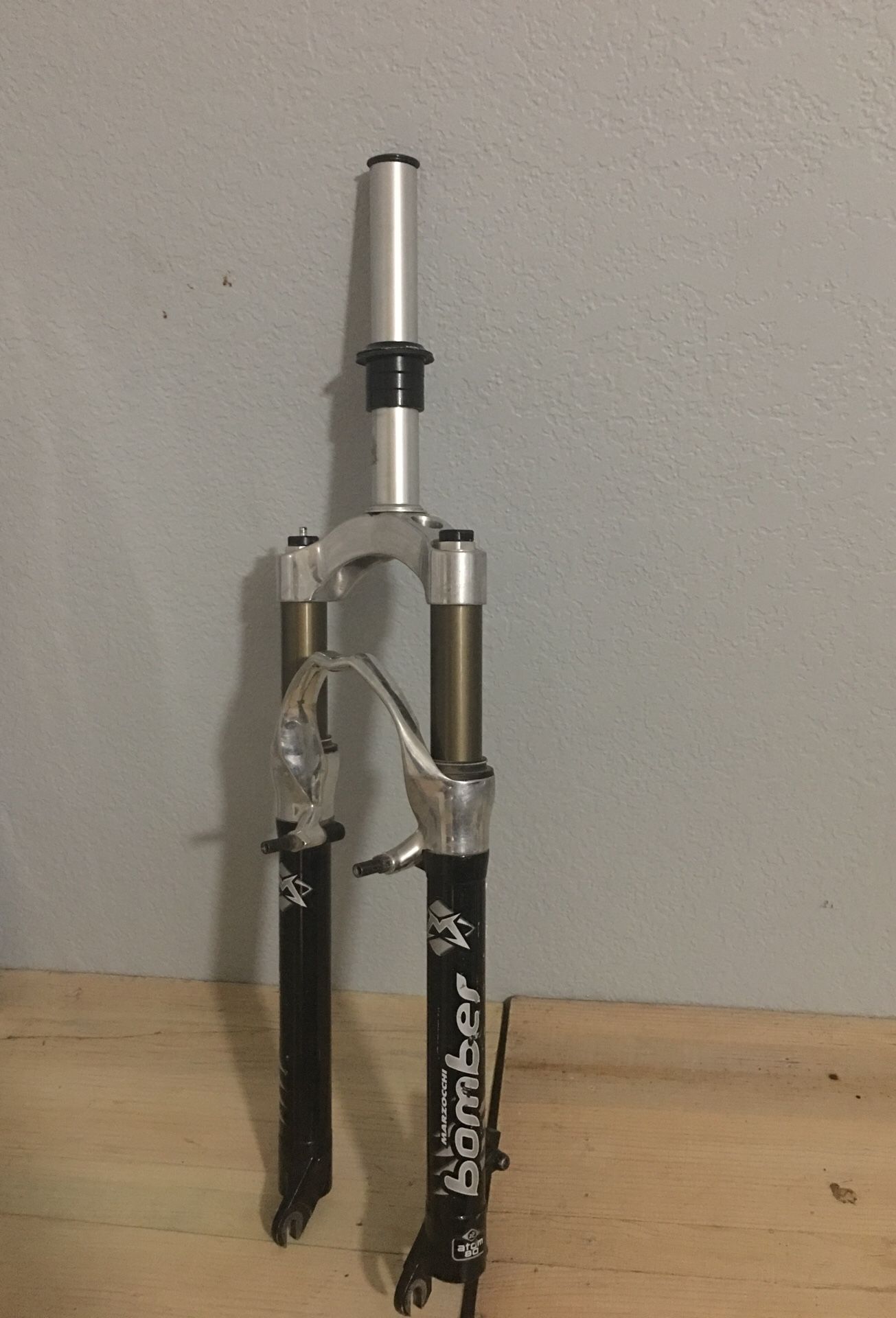 2000 Marzocchi bomber z2 atom 80 forks