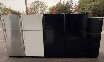 Lot of 5 Top-Freezer Refrigerators