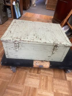Antique rustic trunk chest storage