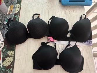 Victoria's Secret PINK Black Bras – Lot of 4